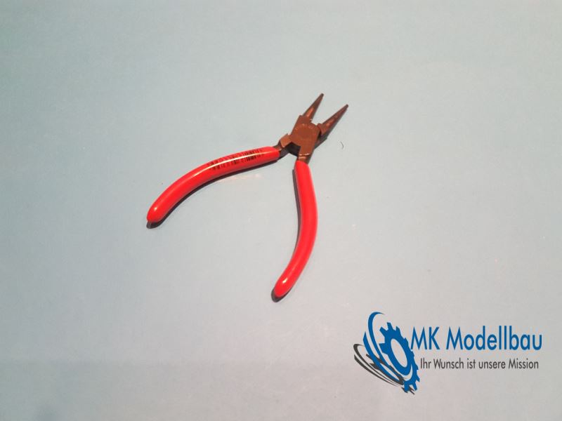 Round Nose Pliers (various sizes)